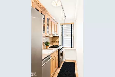 220 E 73rd Street #9H, New York City, NY 10021 - Photo 9