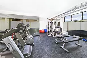 220 E 73rd St, New York City, NY 10021 - Photo 15