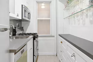 110 E 87th St, New York City, NY 10128 - Photo 3
