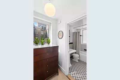 200 W 20th Street #303, New York City, NY 10011 - Photo 3