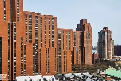 200 E 89th Street #14F, New York City, NY 10128 - Photo 7