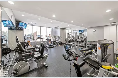 200 E 89th Street #14F, New York, NY 10128 - Photo 9