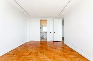 350 W 50th St, New York City, NY 10019 - Photo 7