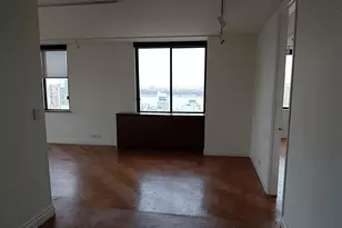 350 W 50th St, New York City, NY 10019 - Photo 5