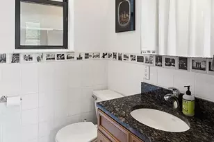 28 Perry St, New York, NY 10014 - Photo 5