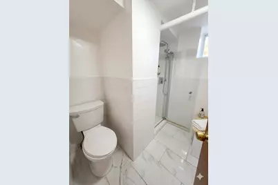 4612 Murdock Avenue, New York City, NY 10466 - Photo 5