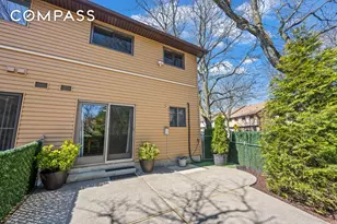 15 Hickory Cir, New York City, NY 10312 - Photo 31