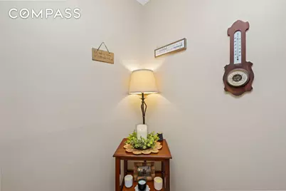 15 Hickory Circle, New York, NY 10312 - Photo 21