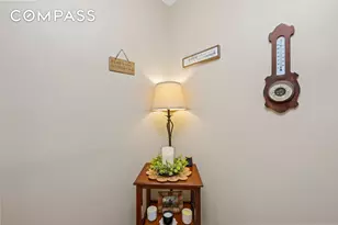 15 Hickory Cir, New York, NY 10312 - Photo 21