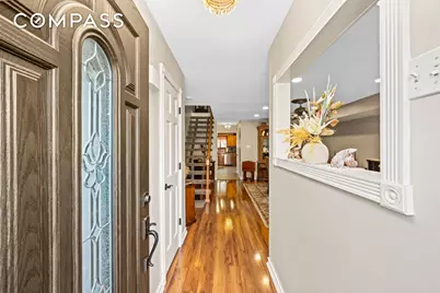 15 Hickory Circle, New York, NY 10312 - Photo 5