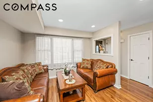 15 Hickory Cir, New York City, NY 10312 - Photo 7