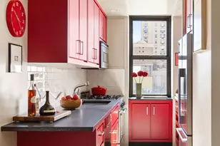 130 E 18th St, New York City, NY 10003 - Photo 5