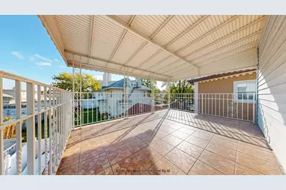 4205 Seagate Avenue, Brooklyn, NY 11224 - Photo 15