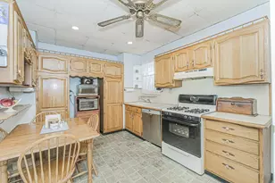 2674 E 22nd St, New York City, NY 11235 - Photo 5