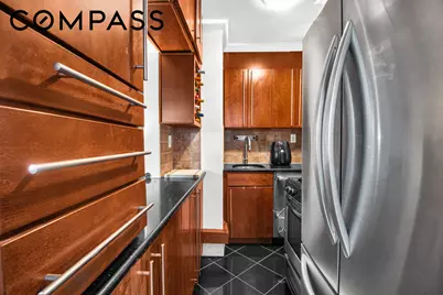 175 Adams Street #6E, New York City, NY 11201 - Photo 3