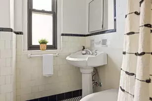 135 Eastern Pkwy, New York City, NY 11238 - Photo 15