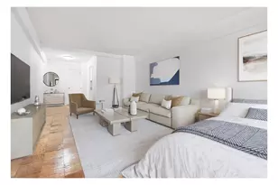 310 W 56th St, New York City, NY 10019 - Photo 5
