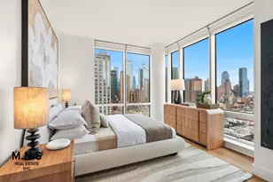 306 W 48th St, New York City, NY 10036 - Photo 13