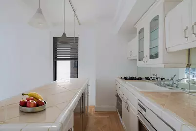 400 E 59th Street #3H, New York City, NY 10022 - Photo 9