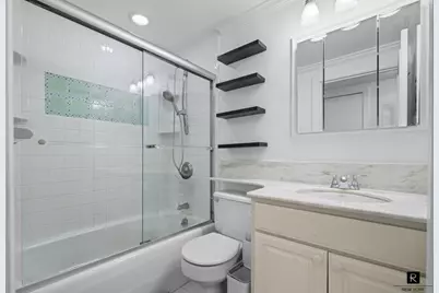 150 W 51st Street #1007, New York City, NY 10019 - Photo 11