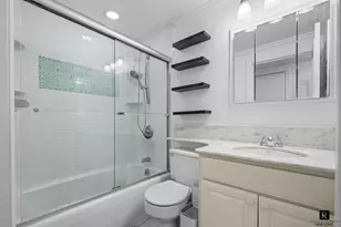 150 W 51st St, New York City, NY 10019 - Photo 11