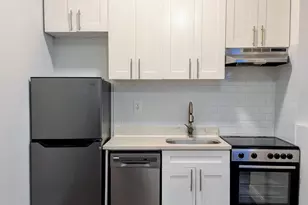 454 W 22nd St, New York City, NY 10011 - Photo 1