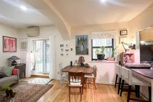 257 W 91st St, New York, NY 10024 - Photo 3