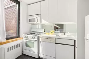 250 W 89th St, New York, NY 10024 - Photo 3