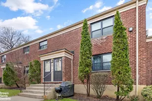 220-34 75th Ave, New York City, NY 11364 - Photo 11