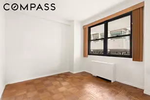 165 W 66th St, New York City, NY 10023 - Photo 9
