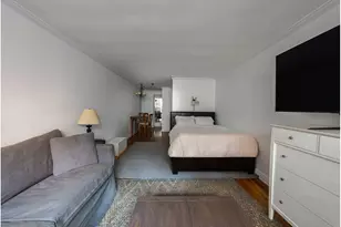 345 E 54th St, New York City, NY 10022 - Photo 3