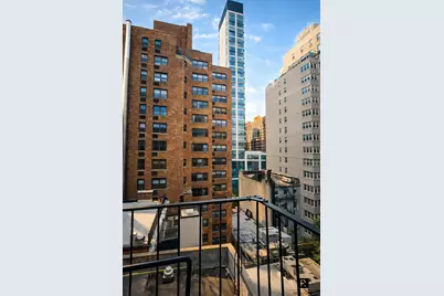 152 E 35th Street #6-D, New York City, NY 10016 - Photo 5