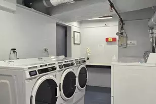 152 E 35th St, New York City, NY 10016 - Photo 9