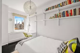 1065 Park Ave, New York City, NY 10128 - Photo 15