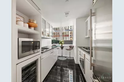 60 E 55th Street #12D, New York City, NY 10022 - Photo 3