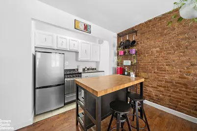 410 W 23rd Street #2E, New York, NY 10011 - Photo 3