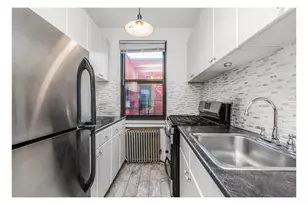 512 Kappock St, New York City, NY 10463 - Photo 9