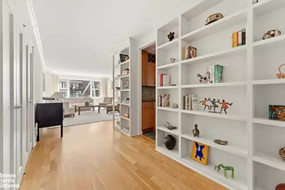 201 E 79th Street #5D, New York City, NY 10075 - Photo 5