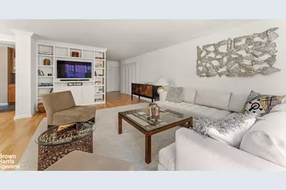 201 E 79th Street #5D, New York, NY 10075 - Photo 1