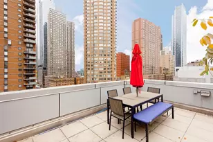 464 W 44th St, New York City, NY 10036 - Photo 9