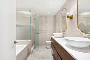 464 W 44th St, New York City, NY 10036 - Photo 7