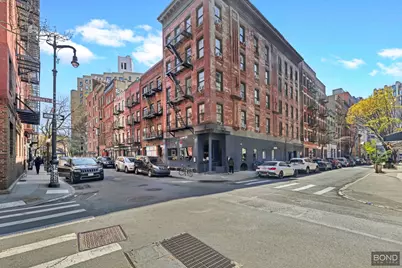 26 Bedford Street #2A, New York City, NY 10014 - Photo 7