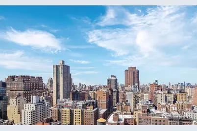 200 E 90th Street #27GH, New York City, NY 10128 - Photo 3