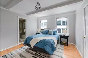 333 E 43rd St, New York City, NY 10017 - Photo 5