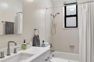 391 Clinton St, Brooklyn, NY 11231 - Photo 9