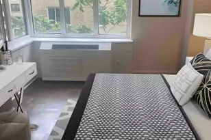 40 Central Park S, New York, NY 10019 - Photo 3