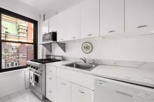 12 E 97th St, New York City, NY 10128 - Photo 5