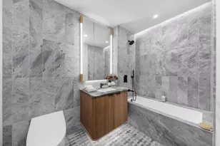 400 W 38th St, New York City, NY 10018 - Photo 5
