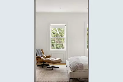 395 Bleecker Street #N/A, New York City, NY 10014 - Photo 7