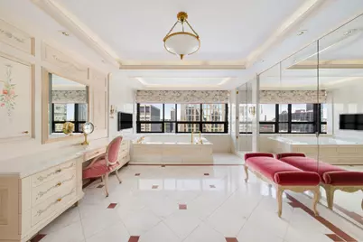 15 W 53rd Street #PHBC, New York City, NY 10019 - Photo 35